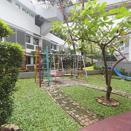 Reddoorz Apartment @ Margonda Residence Depok Exterior photo