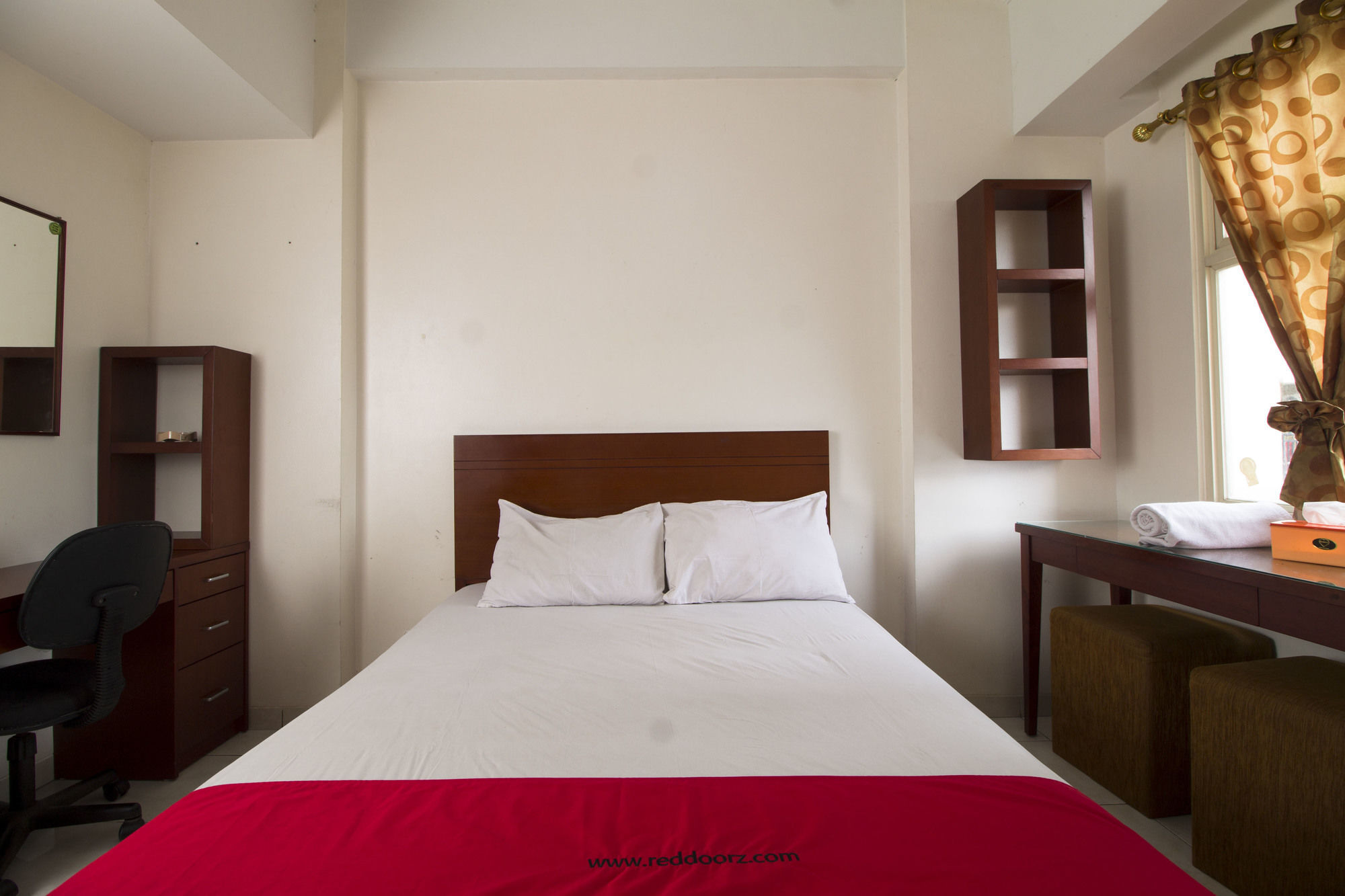 Reddoorz Apartment @ Margonda Residence Depok Exterior photo