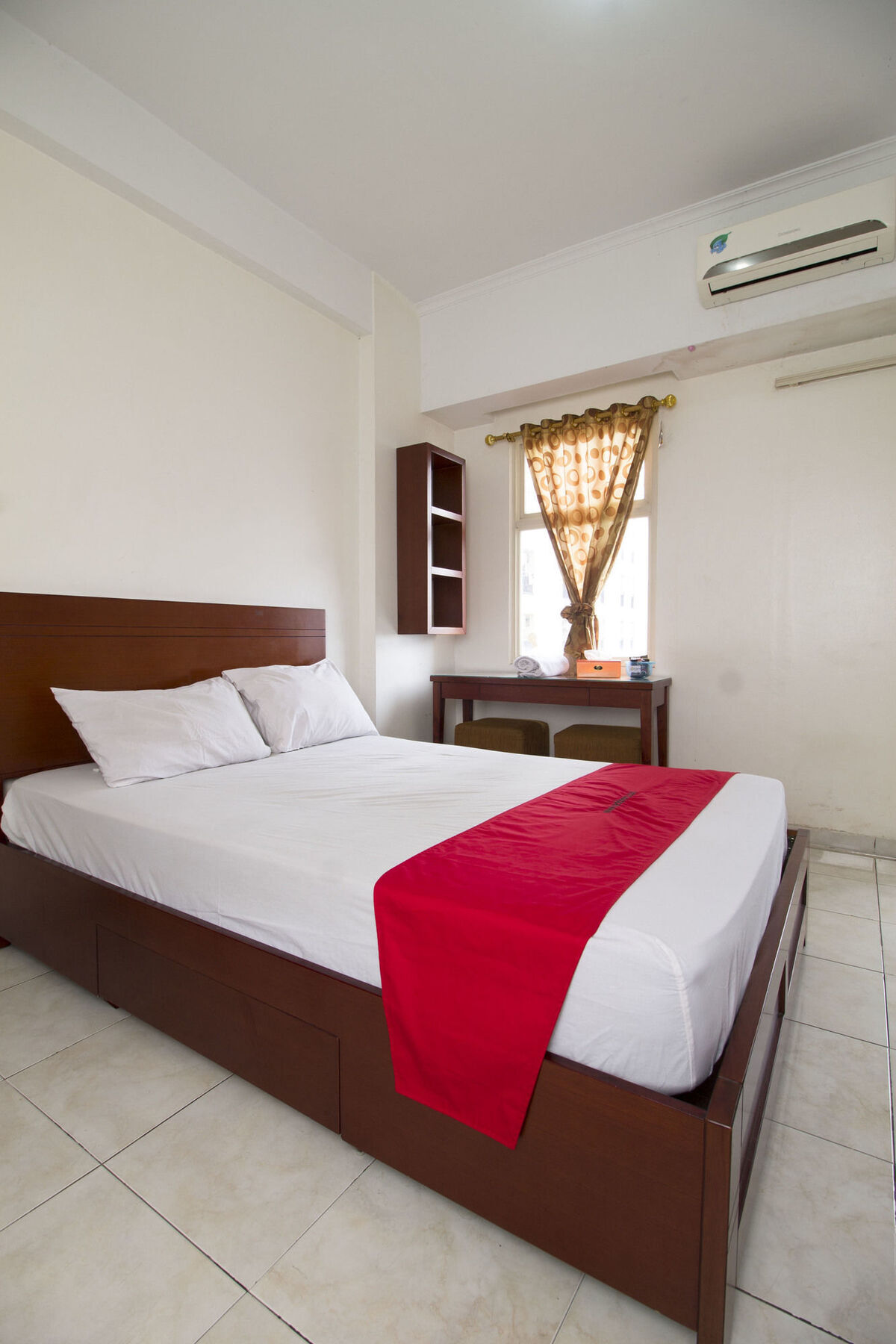 Reddoorz Apartment @ Margonda Residence Depok Exterior photo